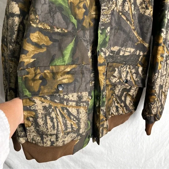 Vintage Jerzees Outdoors Jacket Men L Big Wood Camo Hooded Bomber Quilt Lined
